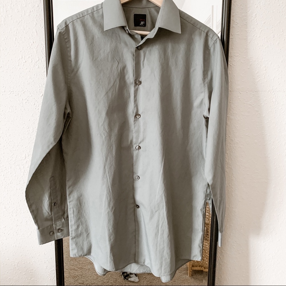 Blue/grey dress shirt
